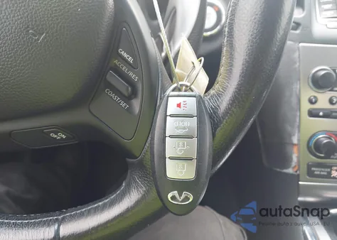 2011 Infiniti G37 Journey z USA, uszkodzony, nr VIN JN1CV6AP8BM500192